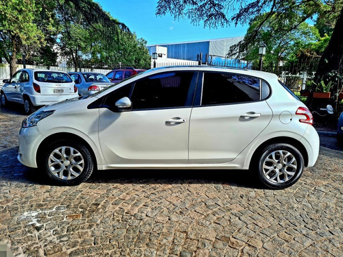 Peugeot 208 Allure 1.5 Touchscreen 60.000km 2015 Fcio T/usad