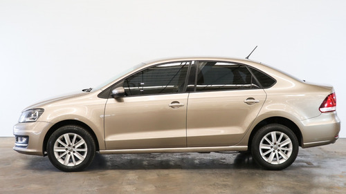 Volkswagen Polo 1.6 Comfortline - 126623 - C