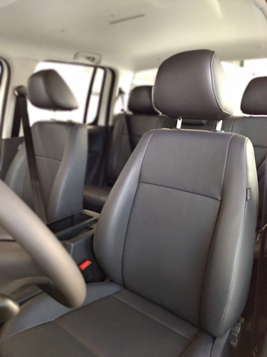 Imagen 6 de 16 de Volkswagen Amarok Trendline 4x2 2022 Mh