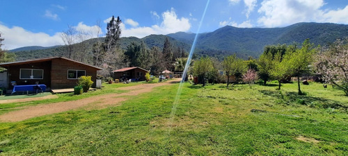 Maravillosa Parcela Con 5 Cabañas Colliguay