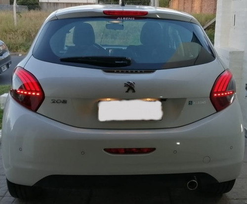 Peugeot 208 Feline 1.6 Nafta - Mod 2017