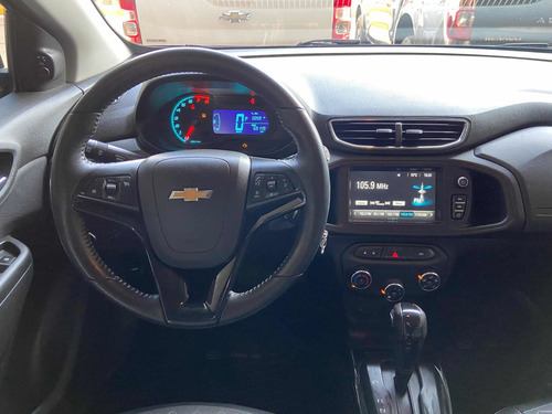 Imagen 17 de 24 de Chevrolet Onix 1.4 Ltz At 98cv 2016