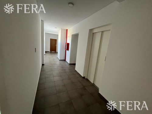 Venta De Departamento De 2 Ambientes Con Balcón En Wilde