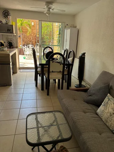 Casa Con Alberca Privada Y Calefacción En Villa Teques.