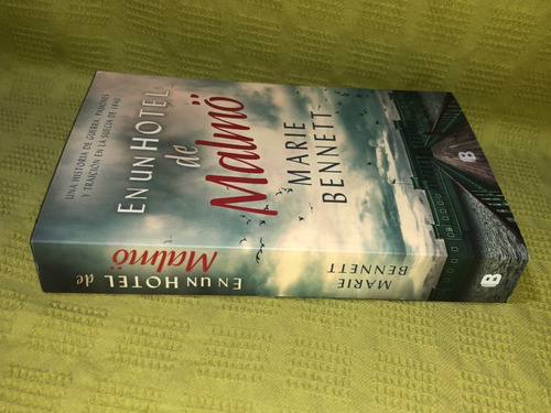En Un Hotel De Malmo - Marie Bennett - Ediciones B (Usado)