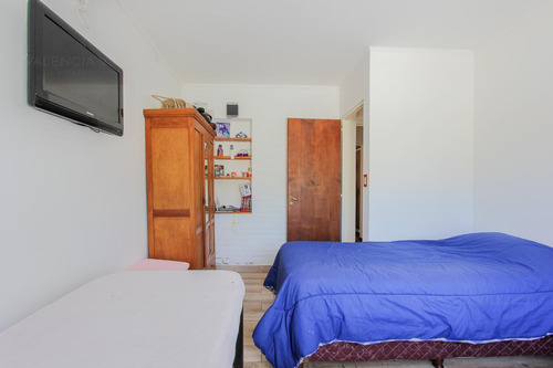 Venta De Casa 5 Ambientes En Banco Provincia - Zona Golf, Moreno