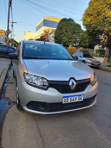 Imagen 8 de 10 de Renault Logan 2019 1.6 Authentique 85cv