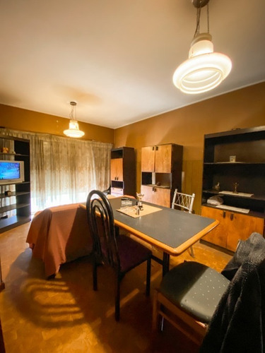 Imagen 2 de 11 de Departamento En Venta En Lanus Este
