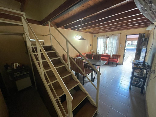 Imagen 5 de 16 de Dúplex En Venta, Gelves 347 (n°4), Belén De Escobar