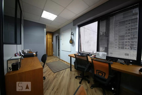 Apartamento Ponto Comercial Para Alugar Com 118m², 2 Quartos E 2 Vagas