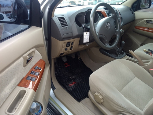 Toyota Sw4 3.0 I Srv 4x4 (2009) 2009