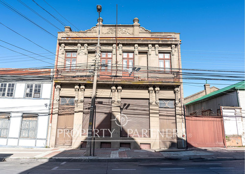Hermosa Casa Con Historia En Punta Arenas