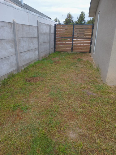 Arriendo Espléndida Casa En Condominio 3d/2b/3e, Limache.