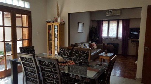 Imagen 3 de 13 de Casa 4 Amb C/cochera 129 M² Cub. - Ramos Mejia
