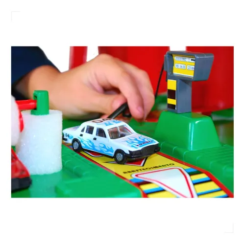 Pista De Carrinho Posto De Gasolina Infantil Lava Rápido Cor Colorido