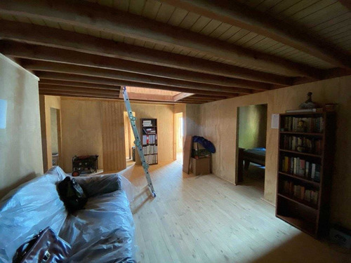 Casa En Medio Del Parque Nacional / Ensenada Puerto Varas