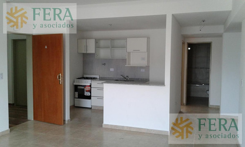 Venta De Departamento 2 Ambientes En Wilde (19200)