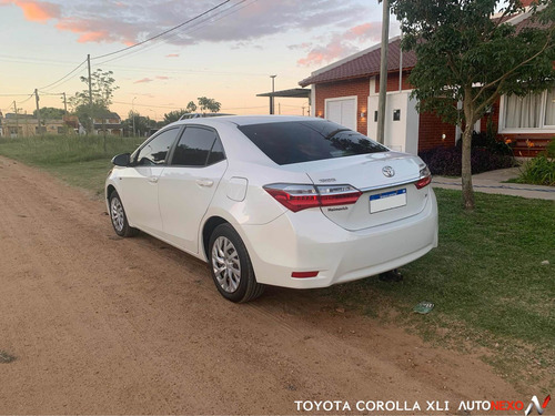 Toyota Corolla 2017 1.8 Xli Mt 140cv