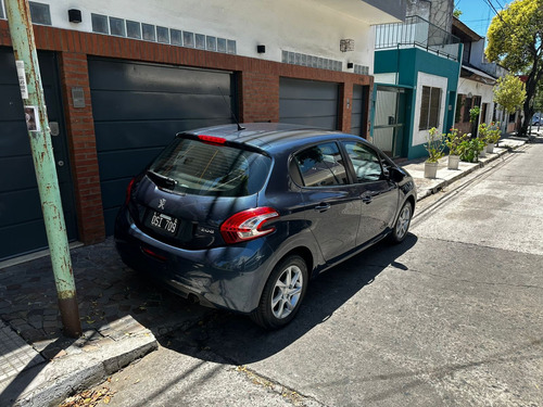 Peugeot 208 1.5 Allure Touchscreen