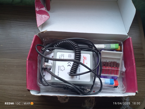 Torno Para Uñas (Usado)