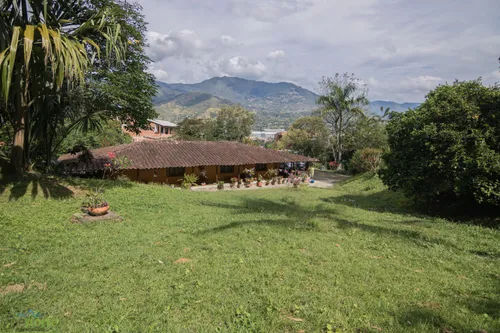 Casa Campestre En Venta En Vereda Yarumito Copacabana. Cod V13270