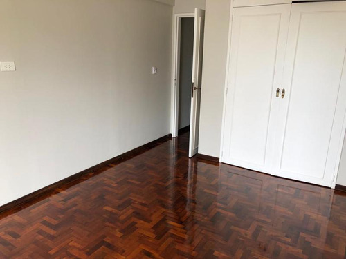 Av. Libertador Al 2300 - Octavo Piso Con Muy Linda Vista