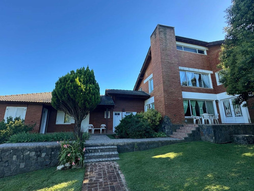 Vendo Posada Céntrica En Villa General Belgrano!