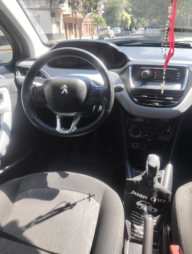 Peugeot 208 1.5 Allure