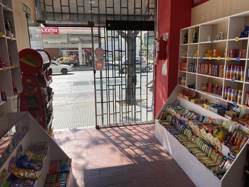 Imagen 2 de 9 de Con Renta $60.000 Jujuy Al 100 Y Alsina 7 X 5 Mts