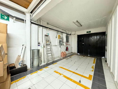 Bodega Comercial En Venta En Santa María La Ribera