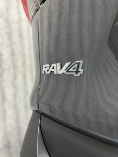 Imagen 11 de 12 de Toyota Rav4