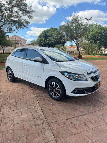 Chevrolet Onix 1.4 MPFI LTZ 8V FLEX 4P MANUAL