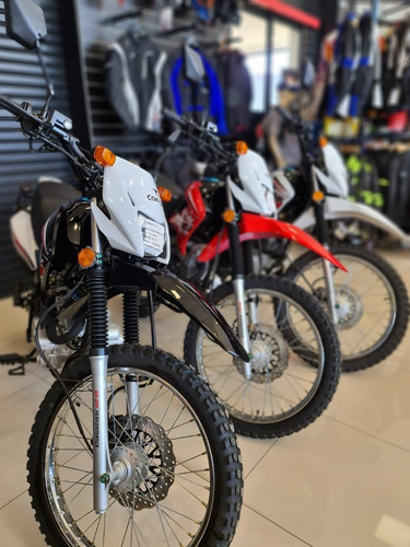 Imagen 16 de 25 de Corven Triax 150 Enduro 0km 2023 Ahora 12 Patronelli