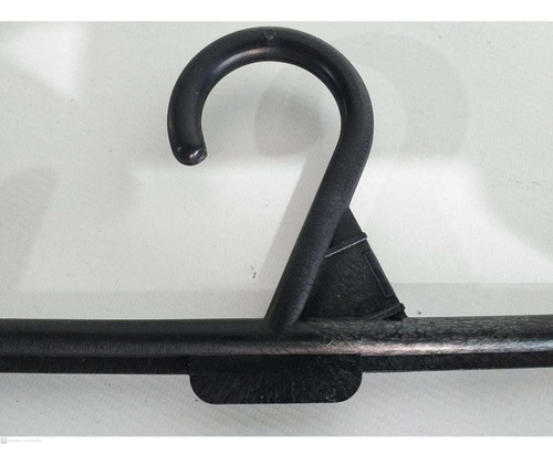 Imagem 4 de 7 de Kit 20 Cabides Saia Pregador Pressão Preta 34cm Reforçado