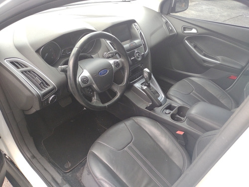 Imagem 8 de 15 de Sucata Ford Focus Hatch Titanium 2.0 2015 Para Peças
