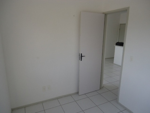 Imagem 6 de 12 de Apartamento Para Alugar Na Cidade De Fortaleza-ce - L6973