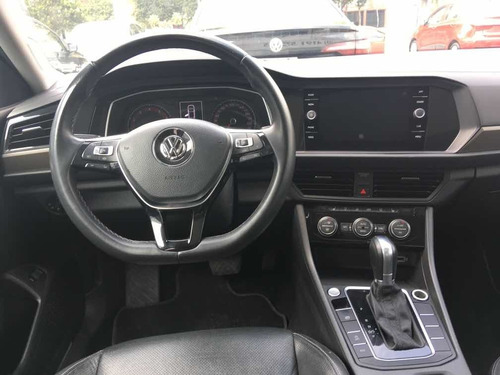 Imagen 10 de 12 de Volkswagen Jetta 2019 1.4 T Fsi Highline Tiptronic