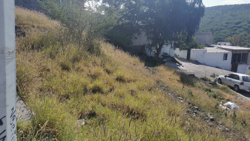 Terreno En Esquina En Victoria Popular (menchaca)