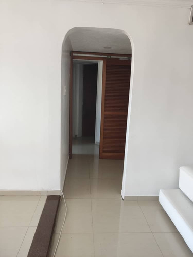 Imagen 5 de 10 de Guaicamar I, Apartamento En Venta Exclusiva!