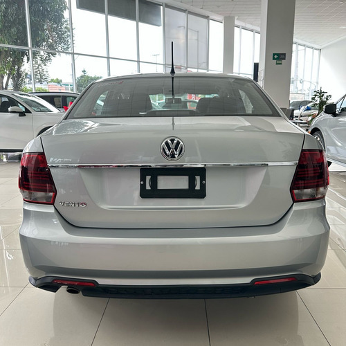 Volkswagen Vento 1.6 Confortline plus AT