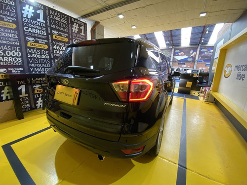 Imagen 7 de 21 de Ford Escape Titanium 4x2