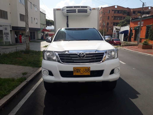 Toyota Hilux .