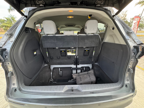 Toyota Sienna 3.5 Xle At