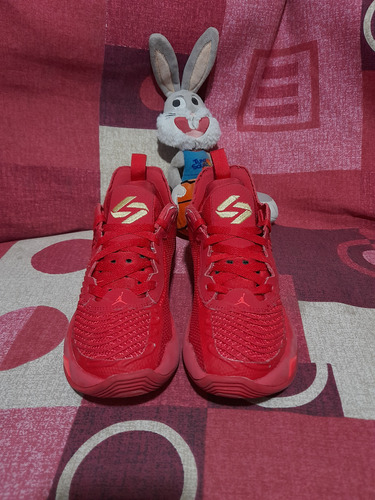Jordan Luka 1 University Red Talla 2.5 Mx 22.5 Cm (Usado)