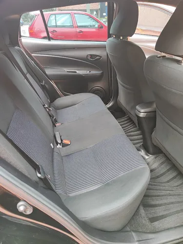 Toyota Yaris Xl 1.5 Mecánico 2022