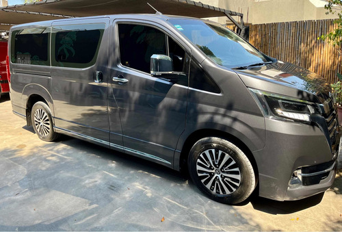 Imagen 6 de 11 de Toyota Hiace 2022 2.8 Tdi Wagon 6at 10a