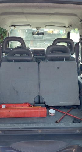 Imagen 14 de 24 de Suzuki Jimny 2000 1.3 Jx 4x4 Aa