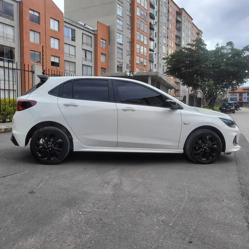 Chevrolet Onix 1.0T Rs Mt