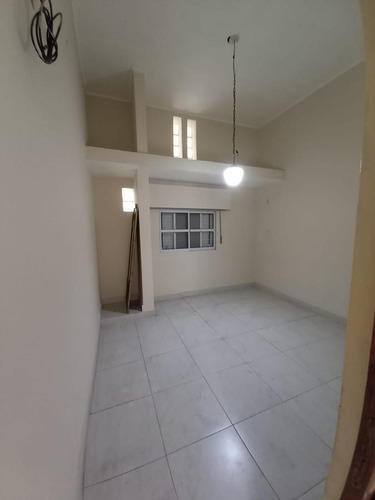 Imagen 9 de 18 de Casa Con Opción A Subdividirse En Dos Departamentos (zona Unl)