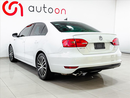 Volkswagen Jetta 2.0 TSI HIGHLINE 200CV GASOLINA 4P TIPTRONIC